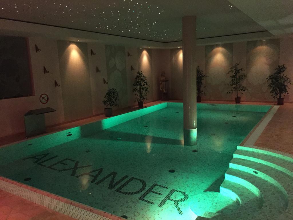 Willa Alexander Resort & Spa - Caloroczny Kryty Basen Mielno  Exteriér fotografie