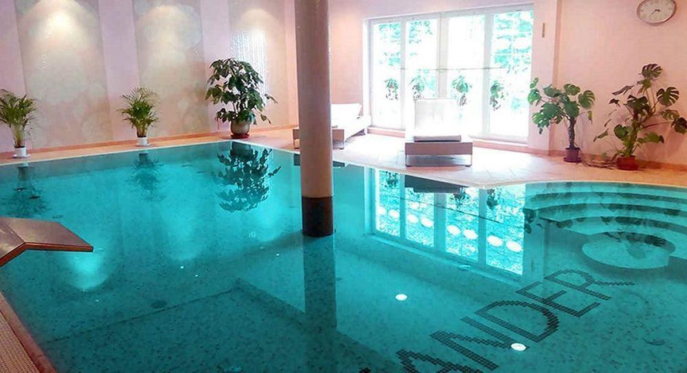 Willa Alexander Resort & Spa - Caloroczny Kryty Basen Mielno  Exteriér fotografie